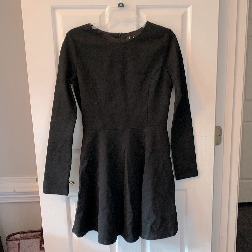 Lulus- black long sleeve dress